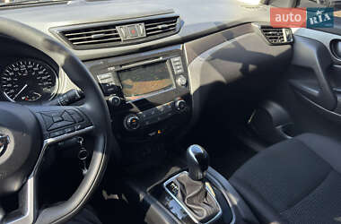 Позашляховик / Кросовер Nissan Rogue Sport 2019 в 