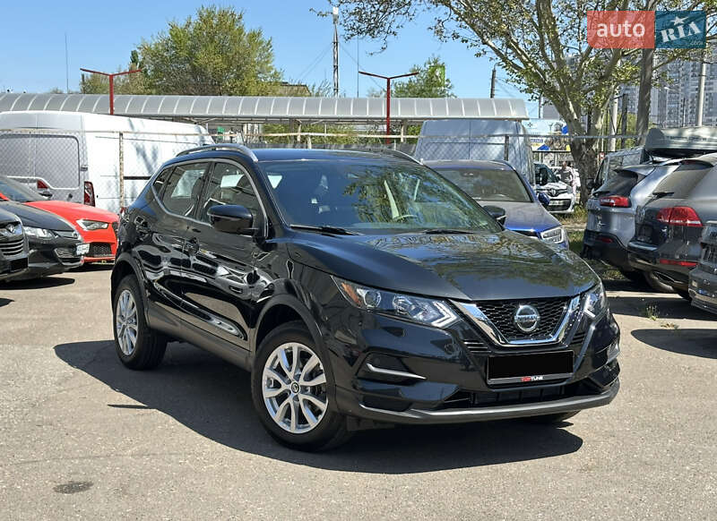 Позашляховик / Кросовер Nissan Rogue Sport 2020 в 