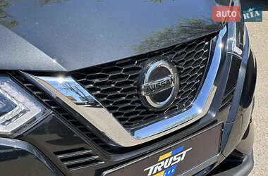 Позашляховик / Кросовер Nissan Rogue Sport 2020 в 