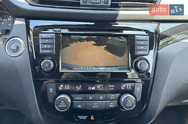 Позашляховик / Кросовер Nissan Rogue Sport 2020 в 