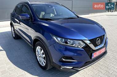 Внедорожник / Кроссовер Nissan Rogue Sport 2020 в Золочеве