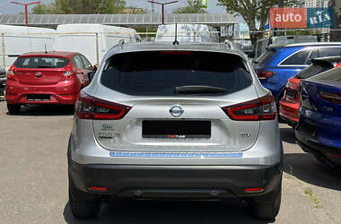 Внедорожник / Кроссовер Nissan Rogue Sport 2021 в 