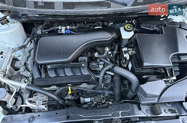 Позашляховик / Кросовер Nissan Rogue Sport 2019 в 