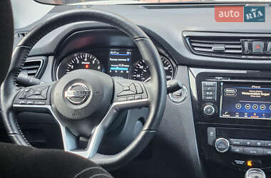 Позашляховик / Кросовер Nissan Rogue Sport 2022 в 