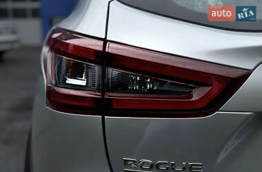 Позашляховик / Кросовер Nissan Rogue Sport 2020 в Харкові
