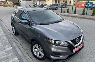 Позашляховик / Кросовер Nissan Rogue Sport 2020 в 