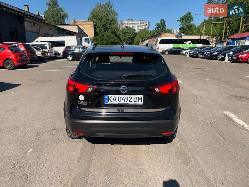 Позашляховик / Кросовер Nissan Rogue Sport 2019 в Києві