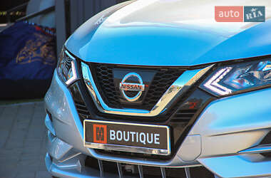Позашляховик / Кросовер Nissan Rogue Sport 2021 в 