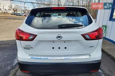 Позашляховик / Кросовер Nissan Rogue Sport 2018 в 