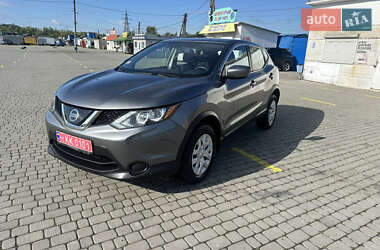 Внедорожник / Кроссовер Nissan Rogue Sport 2019 в Черновцах
