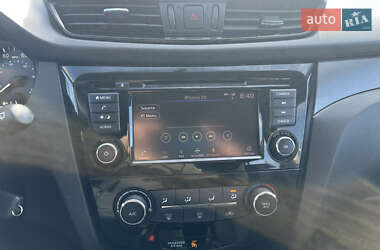 Внедорожник / Кроссовер Nissan Rogue Sport 2019 в 