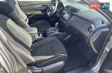 Внедорожник / Кроссовер Nissan Rogue Sport 2019 в 