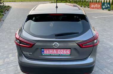 Позашляховик / Кросовер Nissan Rogue Sport 2022 в 