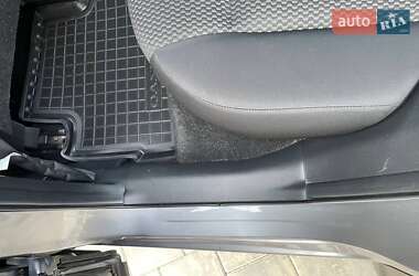Позашляховик / Кросовер Nissan Rogue Sport 2022 в 