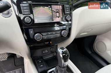 Внедорожник / Кроссовер Nissan Rogue Sport 2022 в 