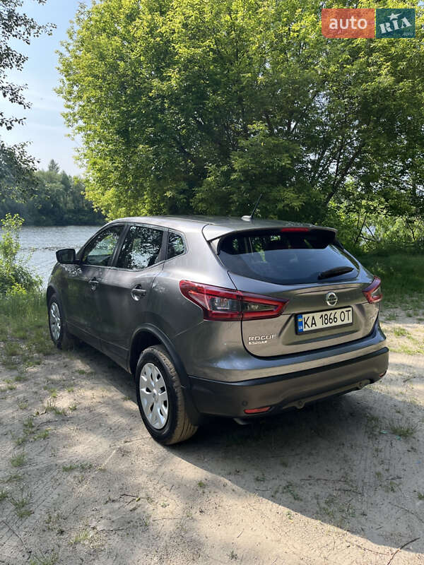 Позашляховик / Кросовер Nissan Rogue Sport 2020 в Києві