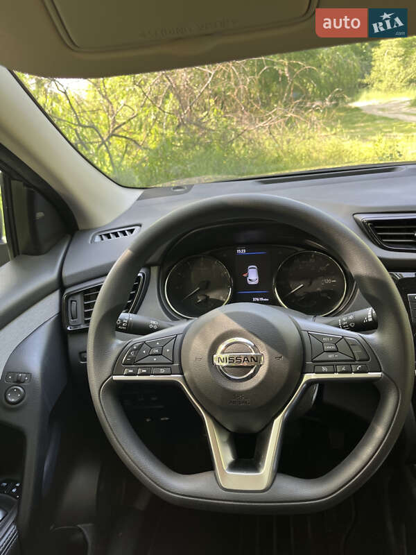 Позашляховик / Кросовер Nissan Rogue Sport 2020 в Києві