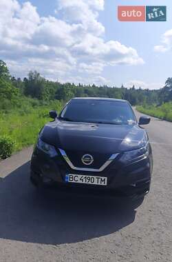 Позашляховик / Кросовер Nissan Rogue Sport 2020 в 