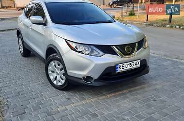 Внедорожник / Кроссовер Nissan Rogue Sport 2019 в 