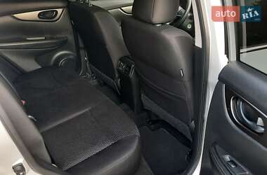 Внедорожник / Кроссовер Nissan Rogue Sport 2019 в 