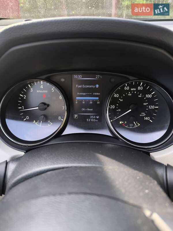 Внедорожник / Кроссовер Nissan Rogue Sport 2017 в Одессе