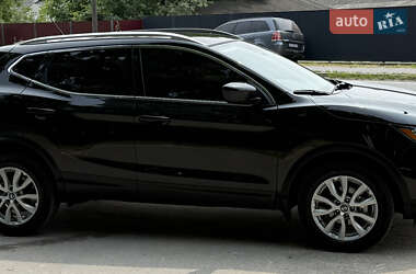 Внедорожник / Кроссовер Nissan Rogue Sport 2022 в 