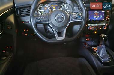Внедорожник / Кроссовер Nissan Rogue Sport 2021 в 