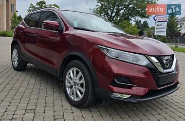 Внедорожник / Кроссовер Nissan Rogue Sport 2021 в 