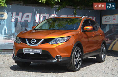 Внедорожник / Кроссовер Nissan Rogue Sport 2017 в Киеве