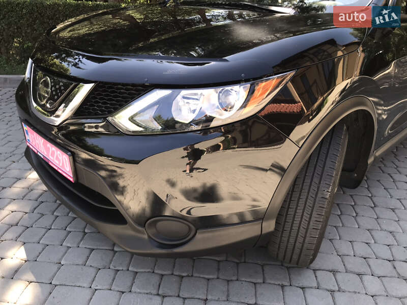 Позашляховик / Кросовер Nissan Rogue Sport 2018 в Сумах