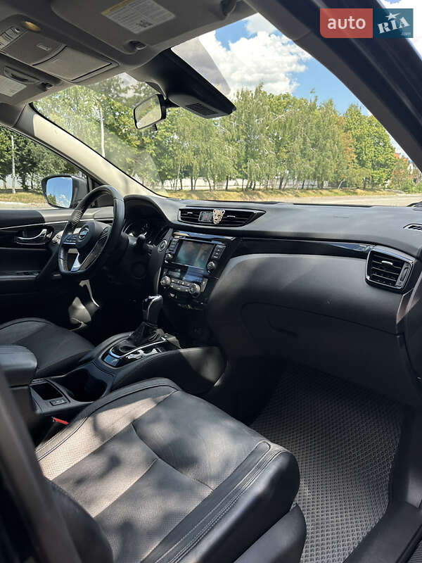 Внедорожник / Кроссовер Nissan Rogue Sport 2019 в Белой Церкви