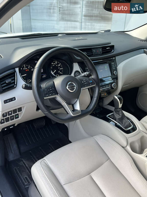 Позашляховик / Кросовер Nissan Rogue Sport 2020 в Одесі
