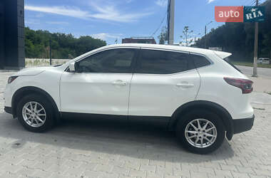 Позашляховик / Кросовер Nissan Rogue Sport 2020 в 