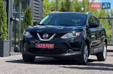 Внедорожник / Кроссовер Nissan Rogue Sport 2017 в Львове