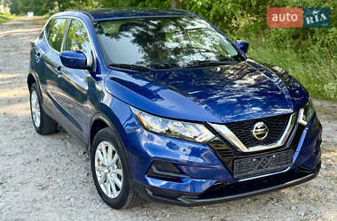 Внедорожник / Кроссовер Nissan Rogue Sport 2020 в Житомире