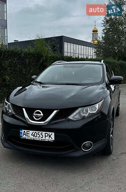 Позашляховик / Кросовер Nissan Rogue Sport 2017 в Дніпрі