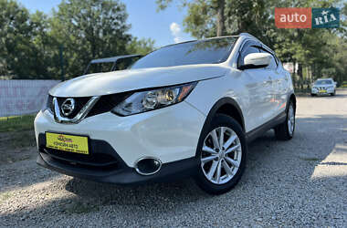 Позашляховик / Кросовер Nissan Rogue Sport 2018 в Умані