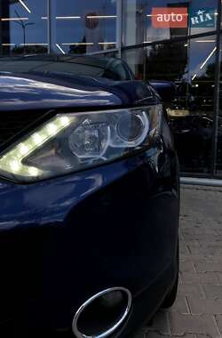 Внедорожник / Кроссовер Nissan Rogue Sport 2019 в 