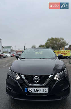 Внедорожник / Кроссовер Nissan Rogue Sport 2020 в Измаиле