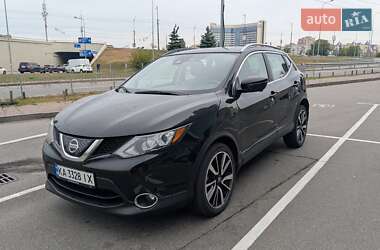 Позашляховик / Кросовер Nissan Rogue Sport 2018 в Києві