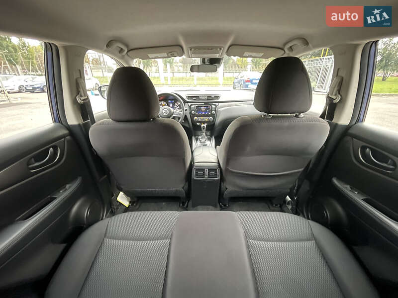 Внедорожник / Кроссовер Nissan Rogue Sport 2020 в Кременчуге