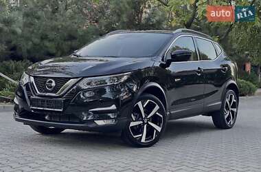 Внедорожник / Кроссовер Nissan Rogue Sport 2019 в Киеве