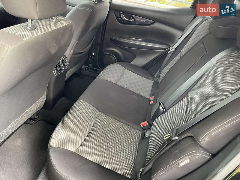 Внедорожник / Кроссовер Nissan Rogue Sport 2020 в Днепре