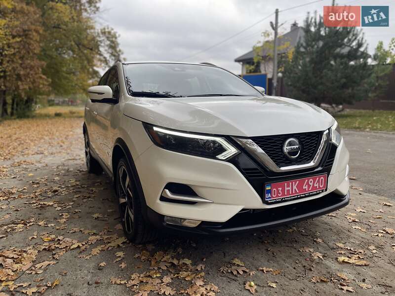Позашляховик / Кросовер Nissan Rogue Sport 2022 в Києві