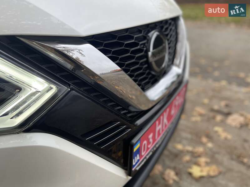 Позашляховик / Кросовер Nissan Rogue Sport 2022 в Києві