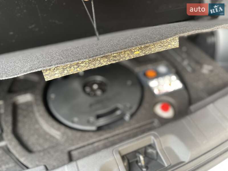 Позашляховик / Кросовер Nissan Rogue Sport 2022 в Києві