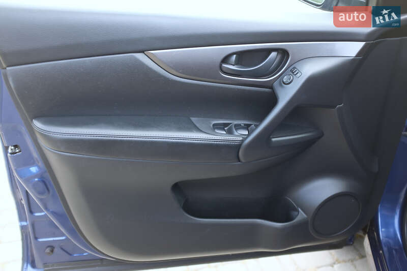 Внедорожник / Кроссовер Nissan Rogue Sport 2020 в Львове