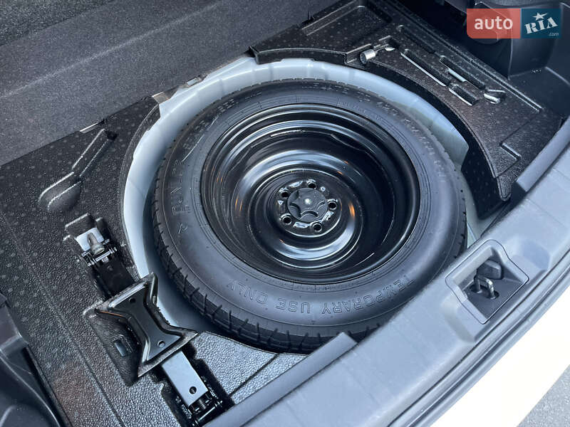 Внедорожник / Кроссовер Nissan Rogue Sport 2021 в Виннице