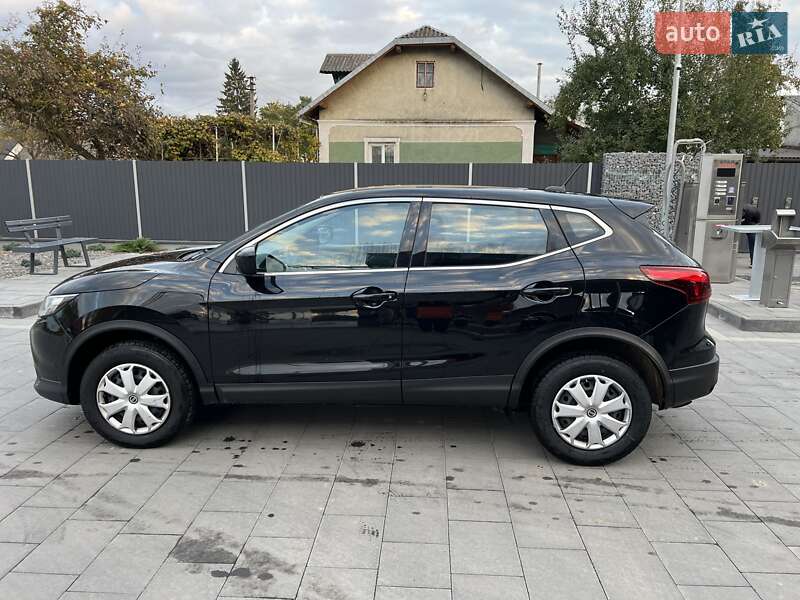 Внедорожник / Кроссовер Nissan Rogue Sport 2019 в Львове