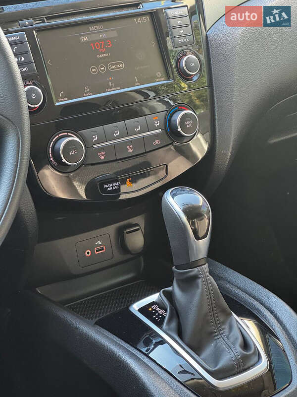 Внедорожник / Кроссовер Nissan Rogue Sport 2019 в Днепре